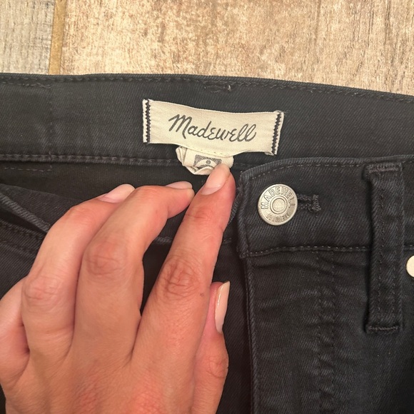 Madewell 10" High-Rise Skinny Jeans in Black 26T - Picture 4 of 8